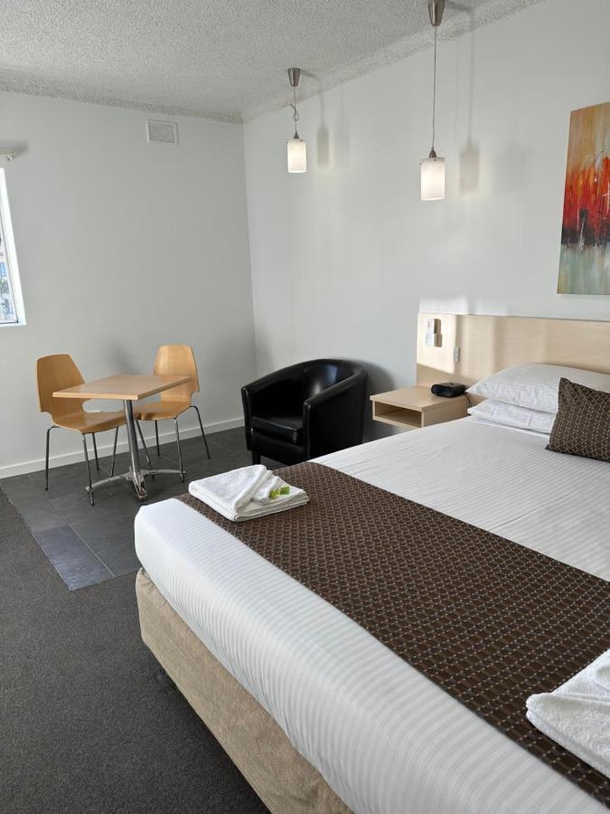Adelaide Airport Motel Exterior photo