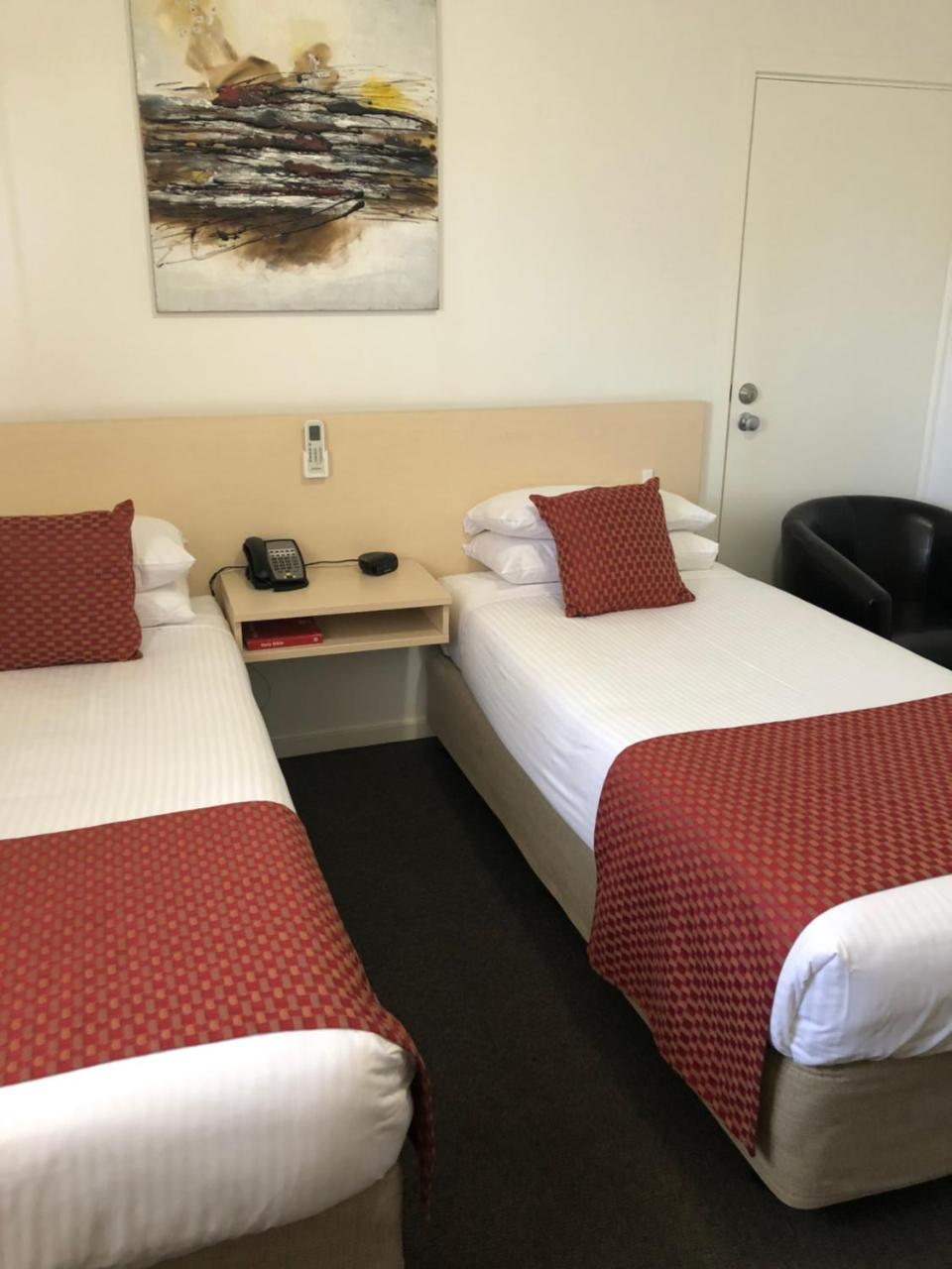 Adelaide Airport Motel Exterior photo